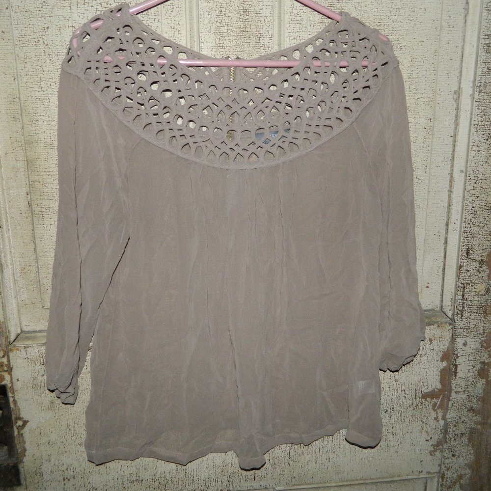 Womens Umgee Lattice Neck Sheer Top Shirt Brown SZ L (CC-16)